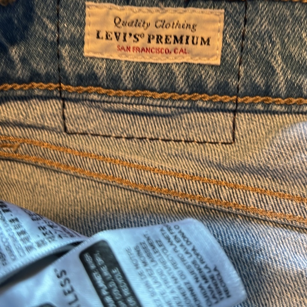 Levi’s 70’s High Slim Straight Light Wash size 30 - Picture 12 of 16